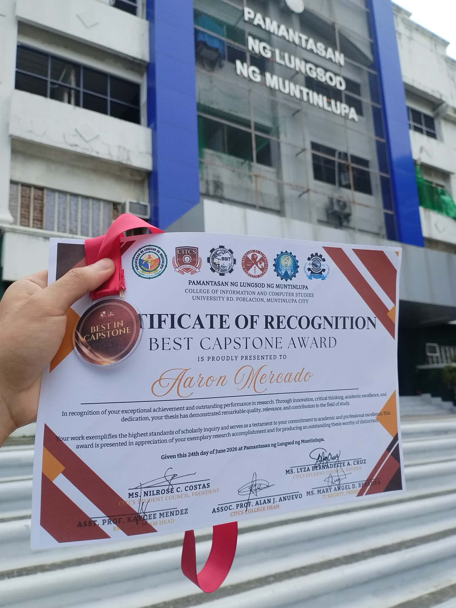 Best Capstone Awardee